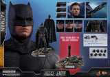 Hot Toys DC Comics Justice League Batman (Deluxe) 1/6 Scale 12" Figure