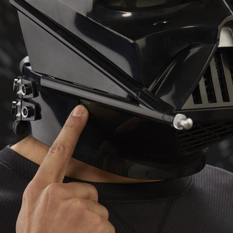 Hasbro Star Wars The Black Series Darth Vader 1:1 Scale Wearable Helmet (Electronic)