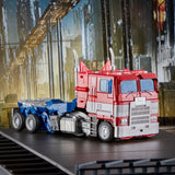 Hasbro Takara Tomy Transformers Masterpiece Movie Series MPM-12 Optimus Prime Action Figure