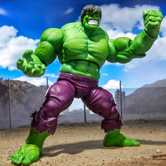 Hasbro Marvel Legends Maximum Series Hulk Deluxe Action Figure