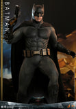 Hot Toys DC Comics Batman v Superman: Dawn of Justice Batman (2.0) (Deluxe Version) 1/6 Scale 12" Collectible Figure