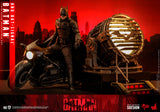 Hot Toys DC Comics The Batman: Batman and Bat-Signal 1/6 Scale 12" Collectible Figure Set