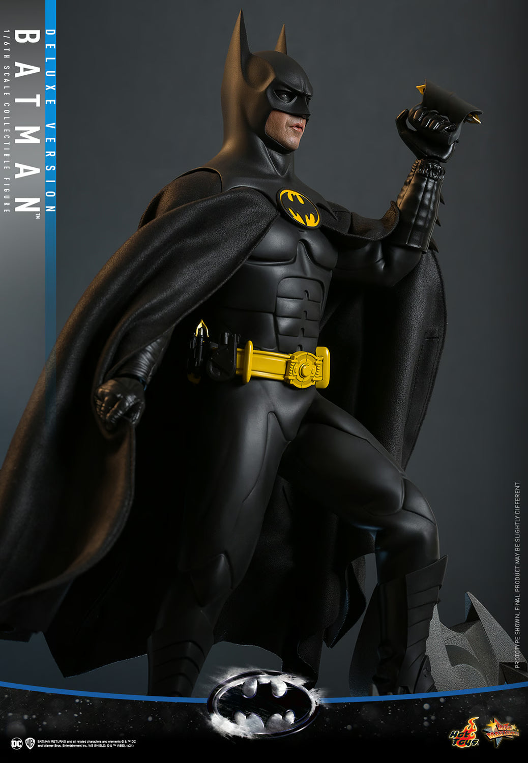 Hot Toys DC Comics Batman Returns (1992) Batman (Deluxe