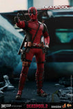 Hot Toys Marvel Comics Deadpool 2 Deadpool 1/6 Scale Action Figure