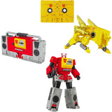 Hasbro Takara Tomy Transformers Masterpiece MPG-25 Blaster (Broadcast) & Steeljaw