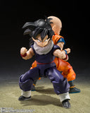 Bandai S.H.Figuarts Dragon Ball Z Gohan Action Figure (With Bonus Z-Fighters Group Base Ver. A)