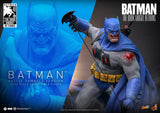Hot Toys DC Comcis Batman: The Dark Knight Returns Batman (Battle Damaged Version) 1/6 12" Scale Collectible Figure