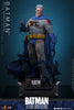 Hot Toys DC Comcis Batman: The Dark Knight Returns Batman (Battle Damaged Version) 1/6 12" Scale Collectible Figure