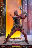 Hot Toys Marvel Comics Deadpool & Wolverine Deadpool (Battling Version) 1/6 Scale 12" Collectible Figure