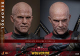 Hot Toys Marvel Comics Deadpool & Wolverine Deadpool (Battling Version) 1/6 Scale 12" Collectible Figure