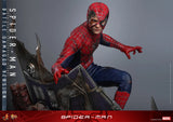 Hot Toys Marvel Comics Spider-Man Spider-Man (Battle Damaged Version) 1/6 Scale 12" Collectible Figure