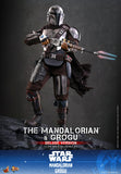 Hot Toys Star Wars: The Mandalorian & Grogu The Mandalorian and Grogu (Deluxe Version) 1/6 Scale 12" Collectible Figure Set