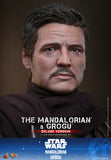 Hot Toys Star Wars: The Mandalorian & Grogu The Mandalorian and Grogu (Deluxe Version) 1/6 Scale 12" Collectible Figure Set