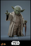 Hot Toys Star Wars: Episode III – Revenge of the Sith Yoda 1/6 Scale Collectible Figure