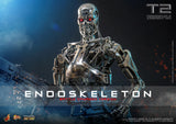 Hot Toys Terminator 2 : Judgement Day T-800 Endoskeleton (Battle Damaged Version) 1/6 Scale 12" Collectible Figure