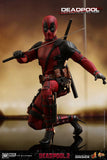 Hot Toys Marvel Comics Deadpool 2 Deadpool 1/6 Scale Action Figure