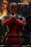 Hot Toys Marvel Comics Deadpool 2 Deadpool 1/6 Scale Action Figure