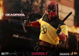 Hot Toys Marvel Comics Deadpool 2 Deadpool 1/6 Scale Action Figure