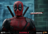 Hot Toys Marvel Comics Deadpool 2 Deadpool 1/6 Scale Action Figure