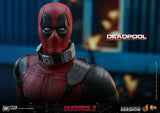 Hot Toys Marvel Comics Deadpool 2 Deadpool 1/6 Scale Action Figure