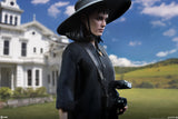 Sideshow Tim Burton's Beetlejuice Lydia Deetz 1/6 Scale Collectible Figure