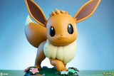 Sideshow Pokémon Eevee Life-Size Figure Statue