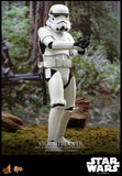 Hot Toys Star Wars Classic Stormtrooper with Death Star Environment 1/6 Scale 12" Collectible Figure