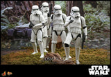 Hot Toys Star Wars Classic Stormtrooper with Death Star Environment 1/6 Scale 12" Collectible Figure