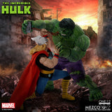 Mezco Toyz One:12 Collective Marvel Comics The Incredible Hulk 1/12 Scale Collectible Figure