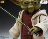 Sideshow Star Wars: The Clone Wars Master Yoda 1/6 Scale Collectible Figure