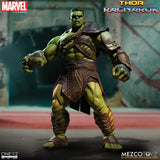 Mezco Toyz One12 Collective Marvel Comics Thor Ragnarok Gladiator Hulk 1/12 Scale Action Figure