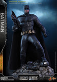 Hot Toys DC Comics Justice League Batman (Deluxe) 1/6 Scale 12" Figure
