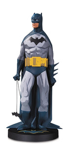 DC Collectibles DC Designer Series: Batman by Mike Mignola 1/6 Scale Resin Statue