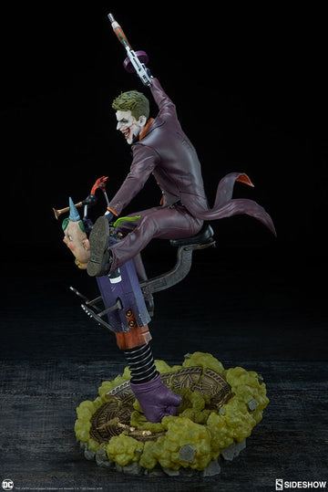Sideshow DC Comics The Joker Premium Format Figure Statue