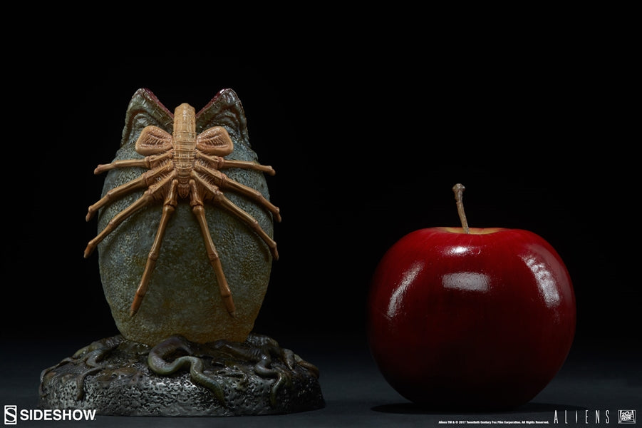 Sideshow Alien Collectibles Alien Egg Ovomorph Statue