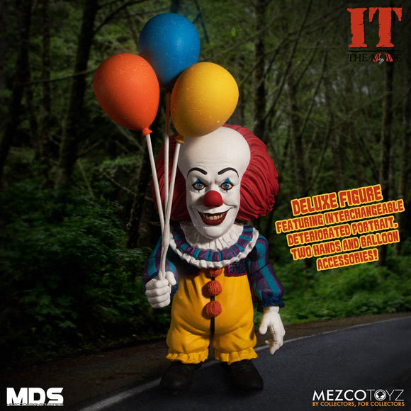 Mezco Toyz Designer Series Deluxe IT (1990): Pennywise Action Figure