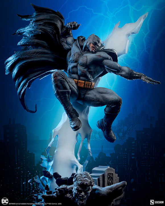 Sideshow DC Comics Batman: The Dark Knight Returns Premium Format Figure Statue