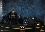 Hot Toys DC Comics Batman (1989) Batman 1/6 Scale 12" Collectible Figure