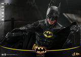 Hot Toys DC Comics Batman (1989) Batman 1/6 Scale 12" Collectible Figure