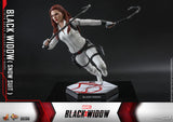 Hot Toys Marvel Comics Black Widow Black Widow (Snow Suit Version) 1/6 Scale Collectible Figure