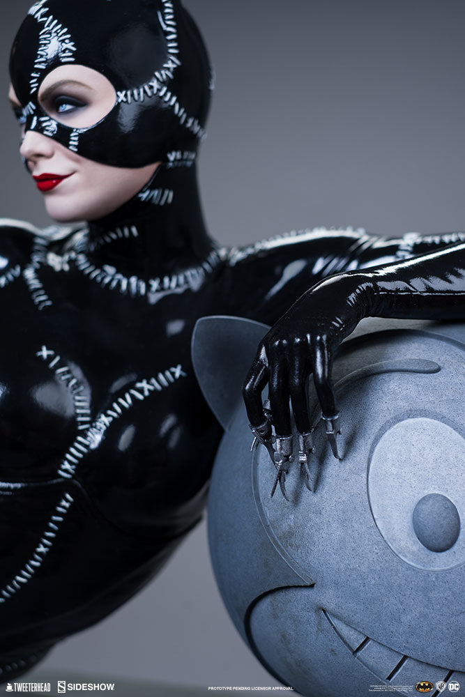 Tweeterhead DC Comics Batman Returns Catwoman 1/4 Scale Maquette