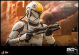 Hot Toys Star Wars Episode II Attack of the Clones Clone Pilot 1/6 Scale 12" Collectible Figure