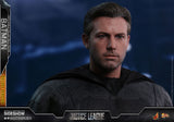 Hot Toys DC Comics Justice League Batman (Deluxe) 1/6 Scale 12" Figure