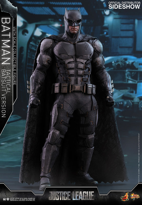 Hot Toys DC Comics Justice League Batman (Tactical Batsuit Version) 1/6 Scale 12