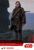 Hot Toys Star Wars: The Last Jedi Luke Skywalker (Deluxe Version) 1/6 Scale 12" Figure