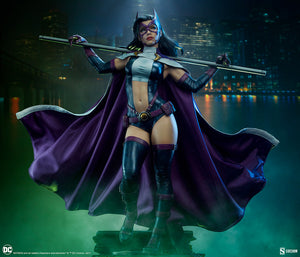 Sideshow DC Comics Huntress Premium Format Figure Statue