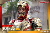 Hot Toys Marvel Iron Man 3 Iron Man Mark XLII 1/4 Quarter Scale Figure (Deluxe Version) Reissue