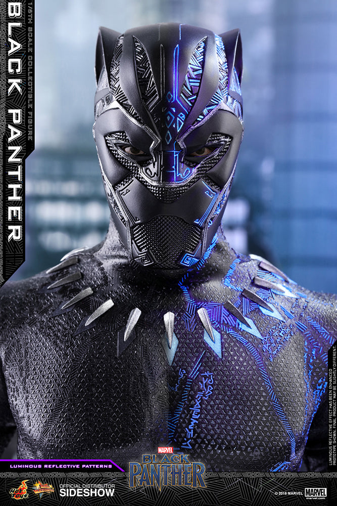 Hot Toys Marvel Black Panther Black Panther 1/6 Scale 12