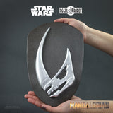 Regal Robot Star Wars The Mandalorian Mudhorn Signet Plaque