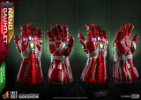 Hot Toys Marvel Comics Avengers Endgame Nano Gauntlet (Hulk Version) Life Size Movie Prop Replica